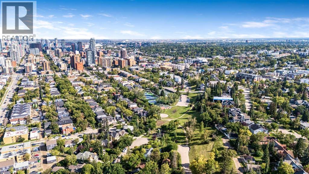 309 Sharon Avenue SW, Calgary — photo 5