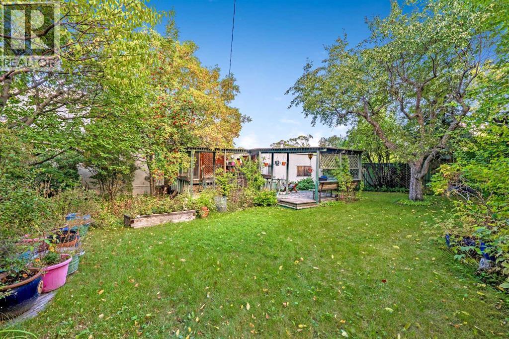 309 Sharon Avenue SW, Calgary — photo 14