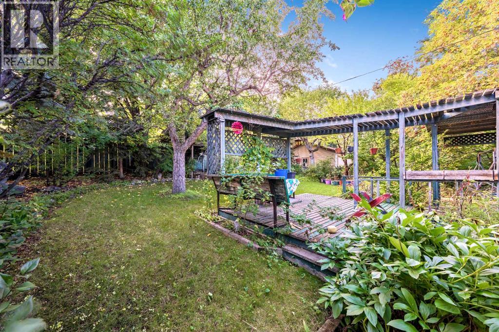 309 Sharon Avenue SW, Calgary — photo 12