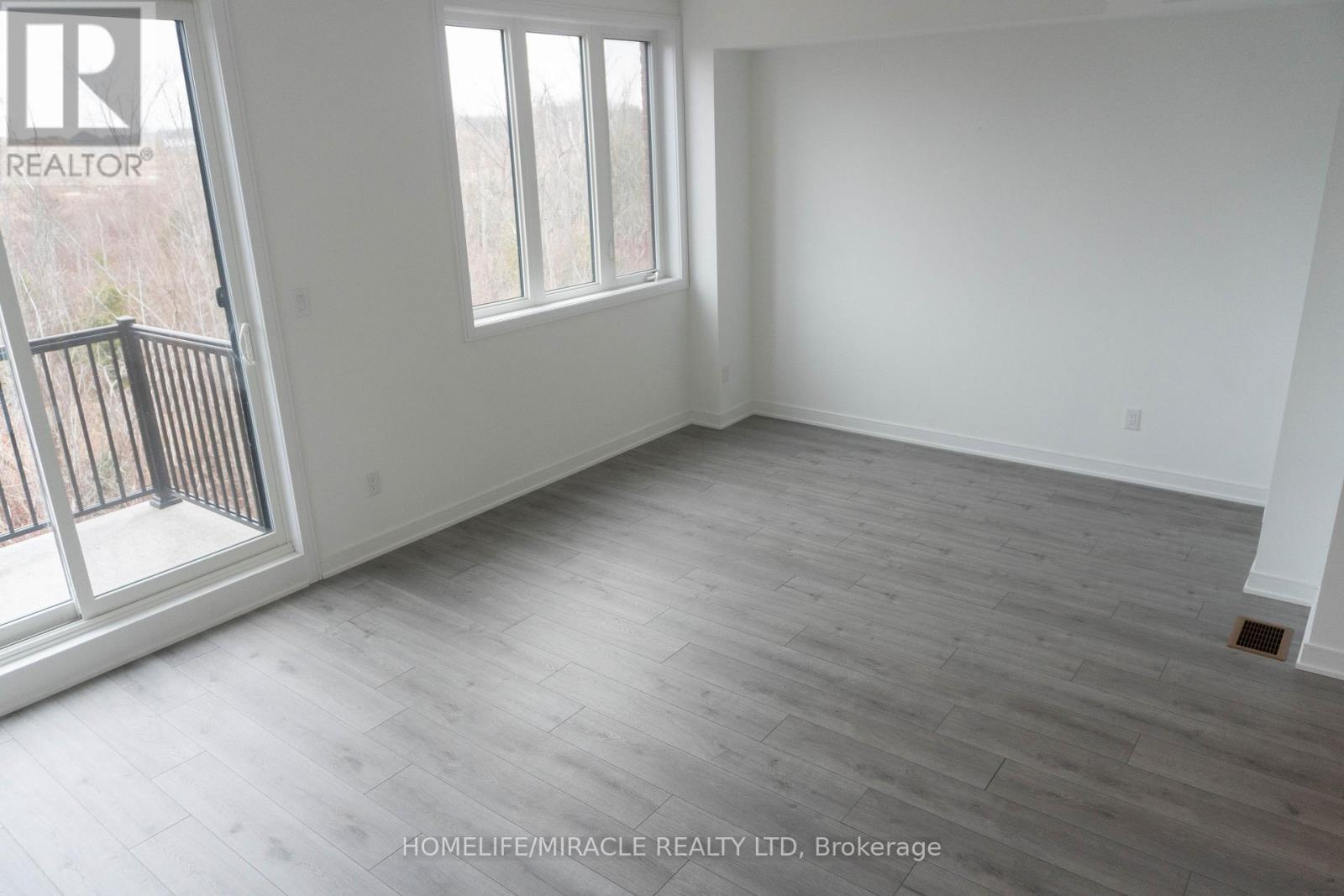 60 Blue Forest Crescent, Barrie photo 10