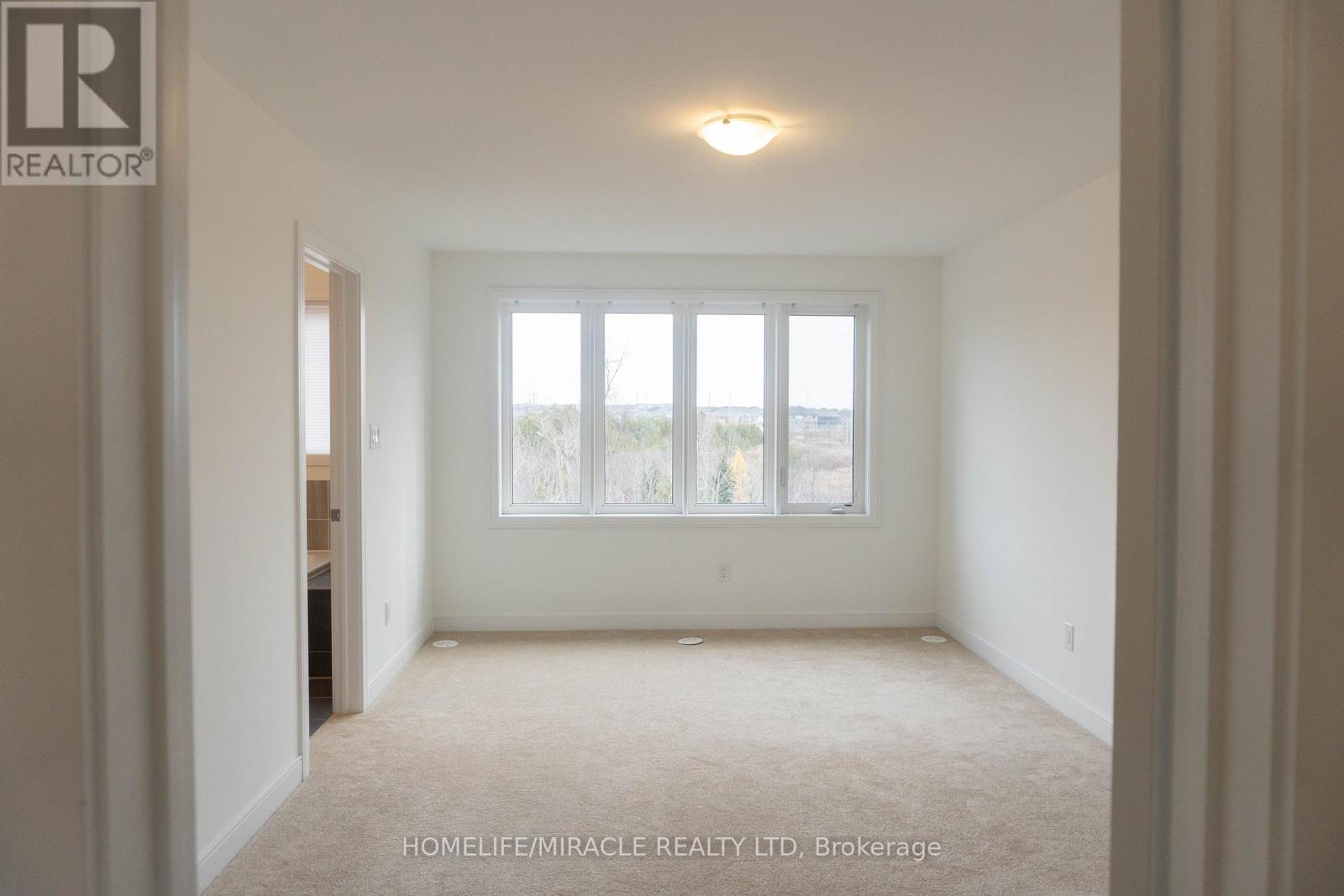 60 Blue Forest Crescent, Barrie photo 11