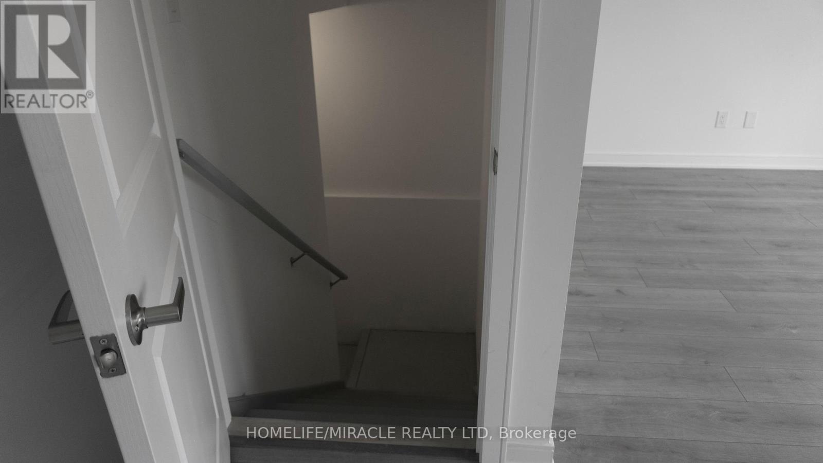 60 Blue Forest Crescent, Barrie photo 16