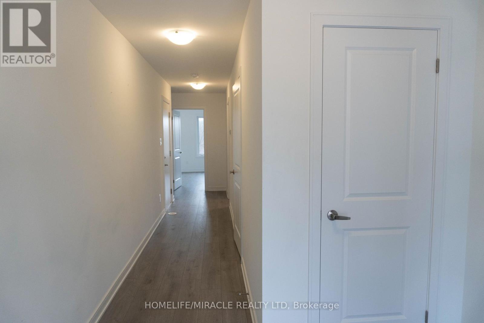 60 Blue Forest Crescent, Barrie photo 6