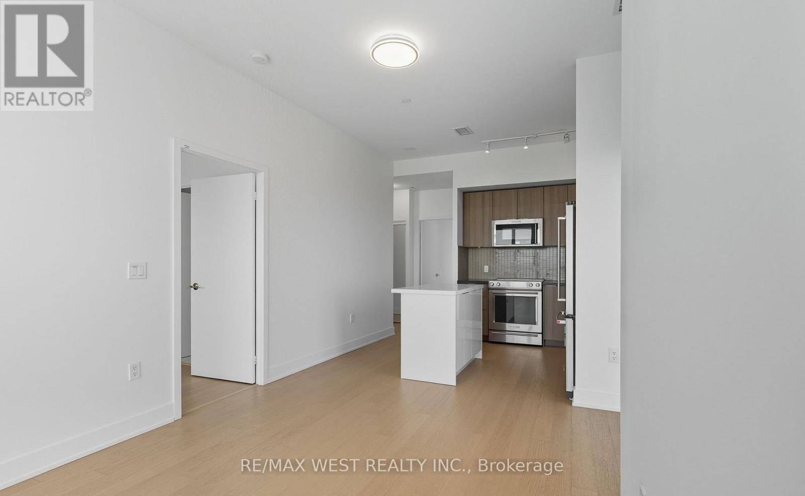 702- 20 Shore Breeze Drive, Toronto, ON photo 13