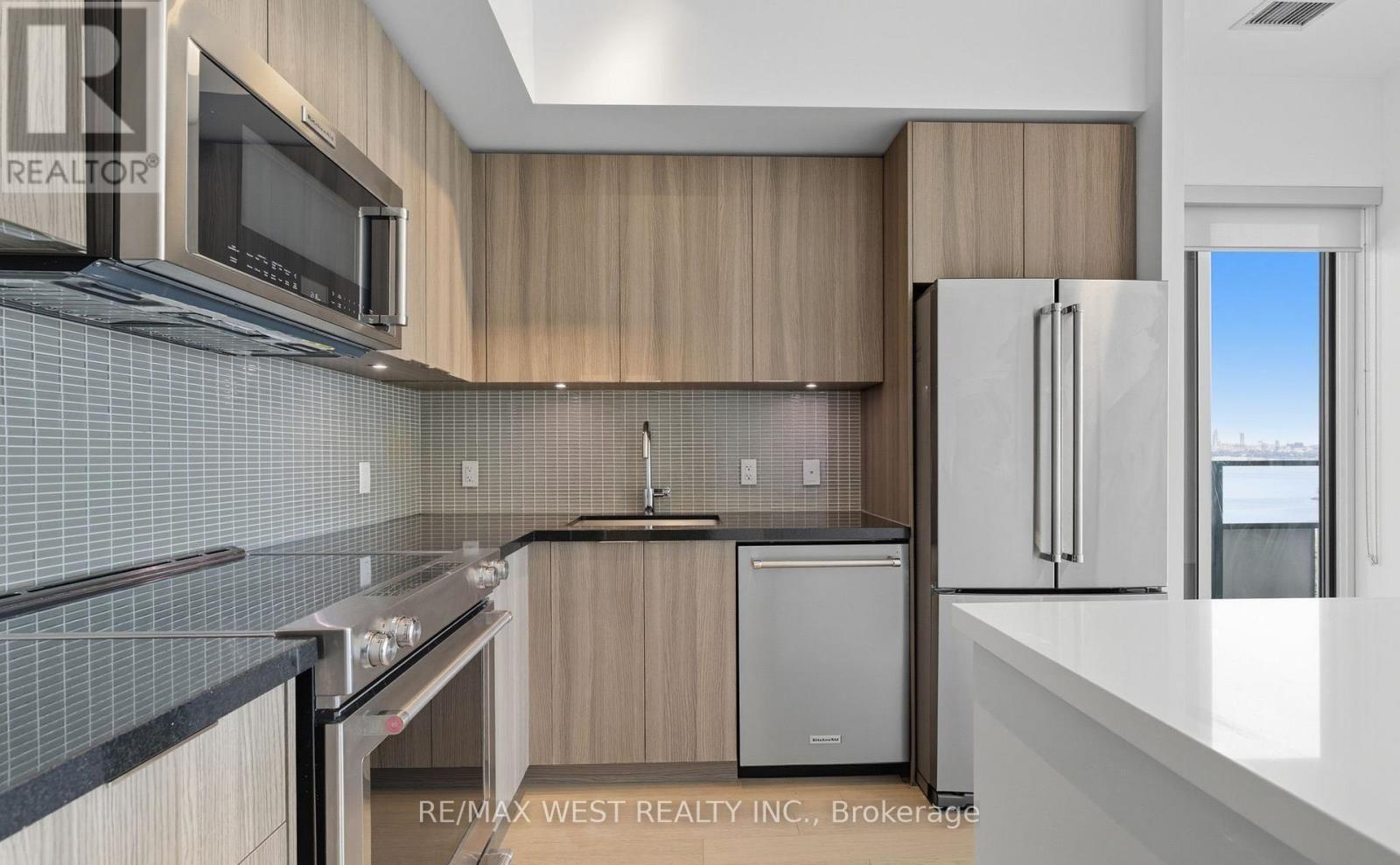 702- 20 Shore Breeze Drive, Toronto, ON photo 6