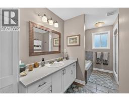 112 Dorchester Drive, Grimsby, ON L3M1A8 Photo 29