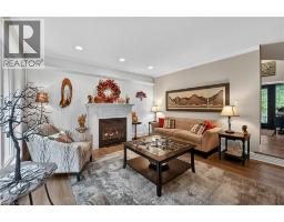 Mud room - 112 Dorchester Drive, Grimsby, ON L3M1A8 Photo 12