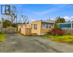 60 Meadowbrook Drive