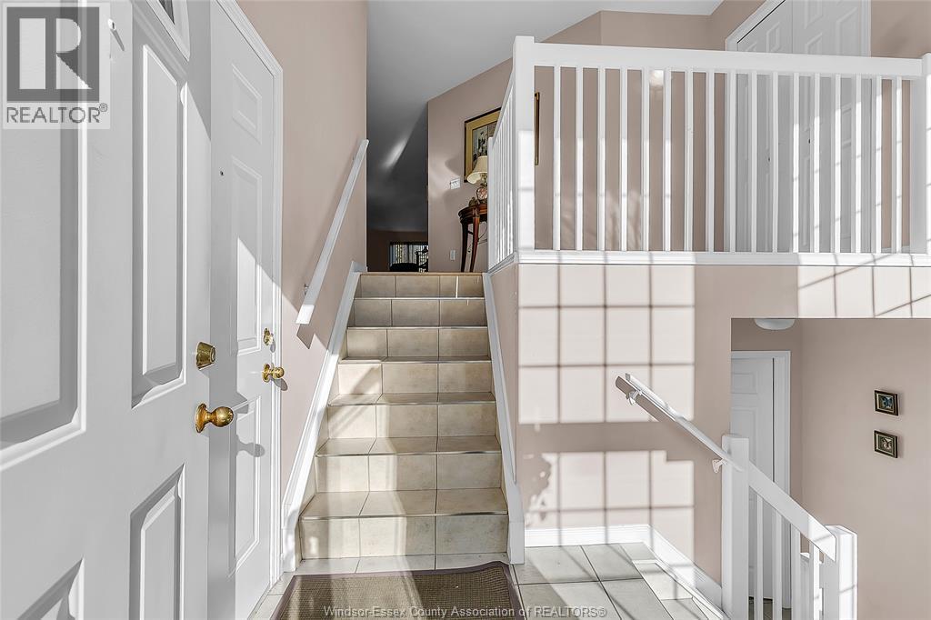 1560 LOVELL CRESCENT, LaSalle — photo 4