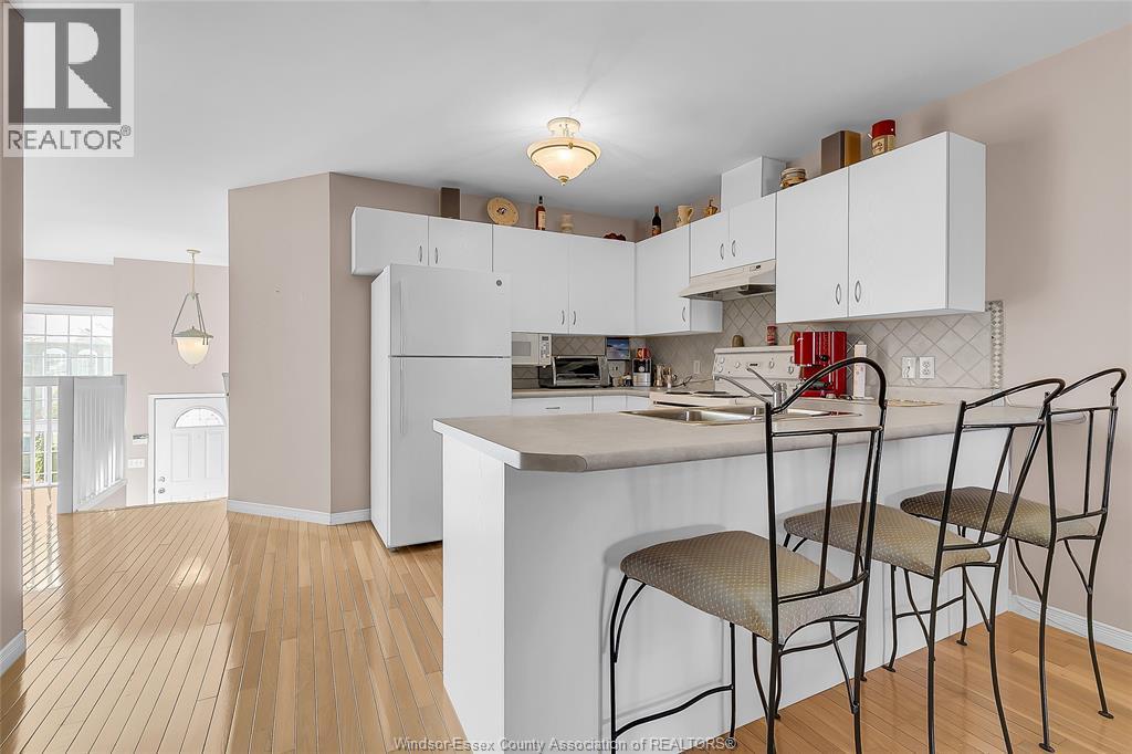 1560 LOVELL CRESCENT, LaSalle — photo 8