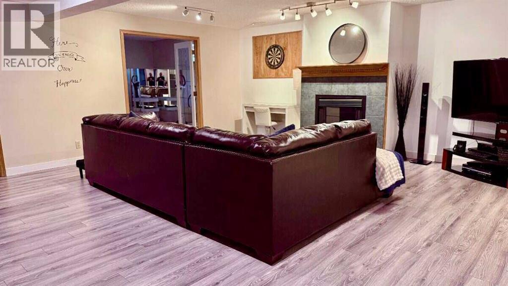 11 Hawkmount Heights NW, Calgary — photo 31