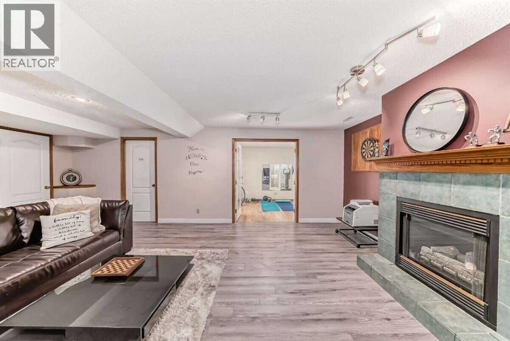 11 Hawkmount Heights NW, Calgary — photo 34
