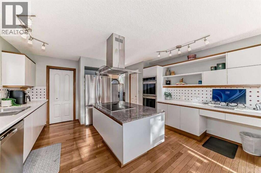 11 Hawkmount Heights NW, Calgary — photo 19