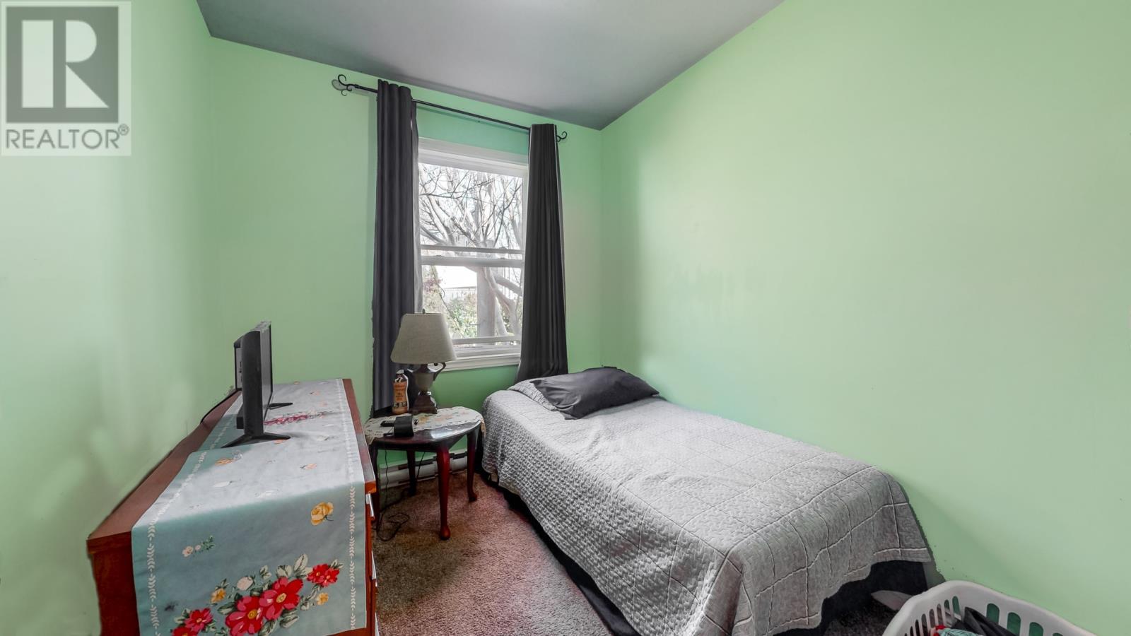 8 Allan Square - 20