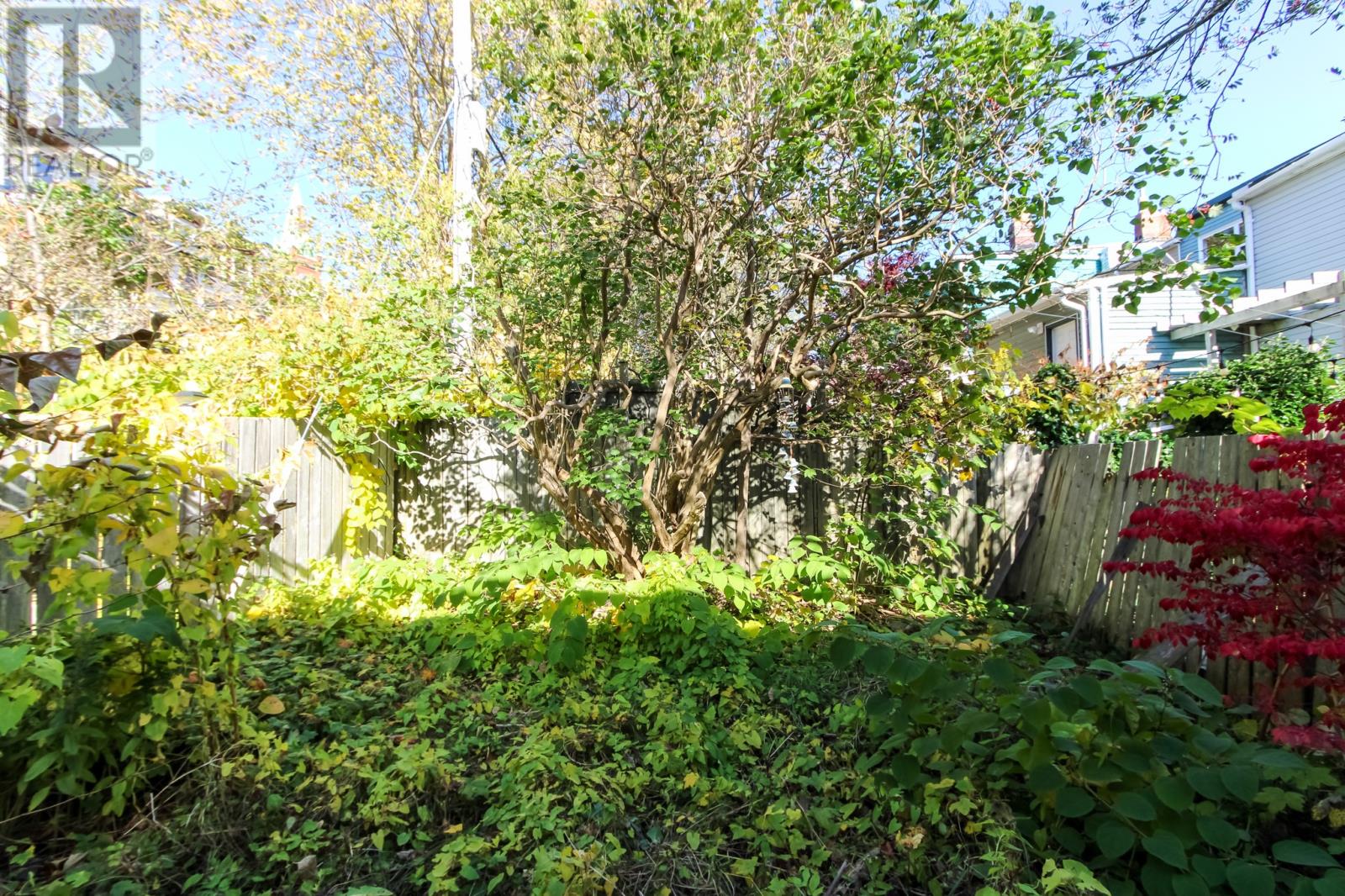 8 Allan Square - 21