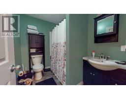 8 Allan Square thumbnail 12