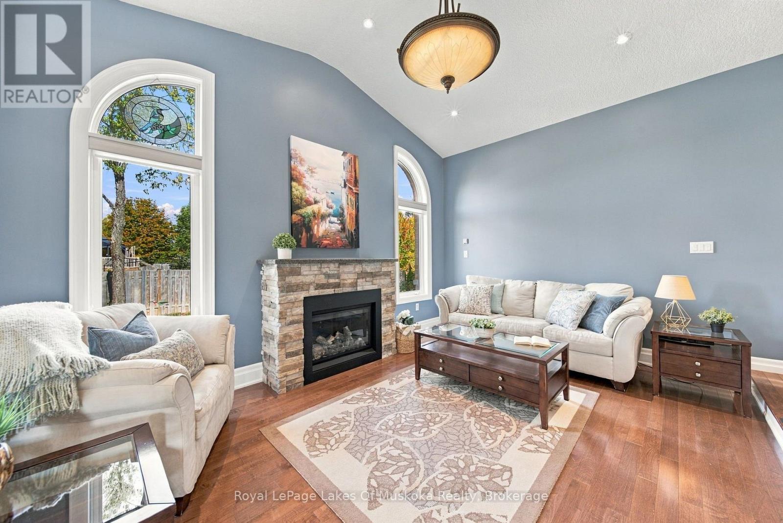 1 Galrich Court, Oro-Medonte photo 9