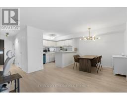 1811 - 25 The Esplanade, Toronto, ON M5E1W5 Photo 8