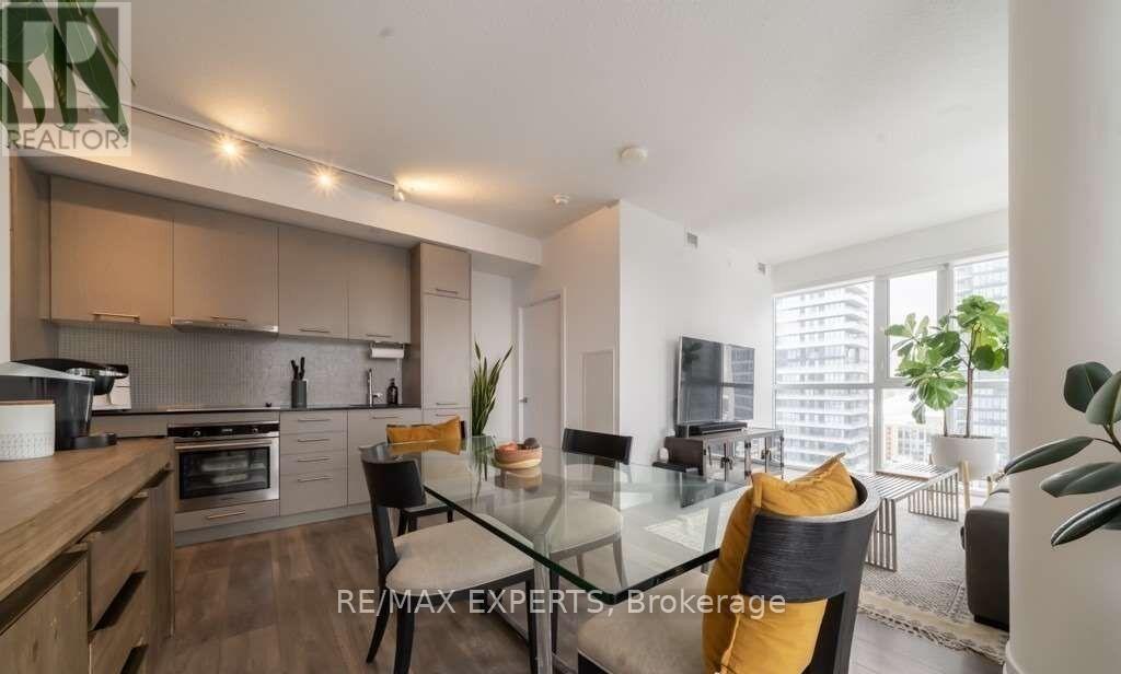 Photo of 2602 - 87 PETER STREET