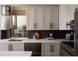 19 Palmerston Avenue, Toronto, ON M6J2H9 Photo 7