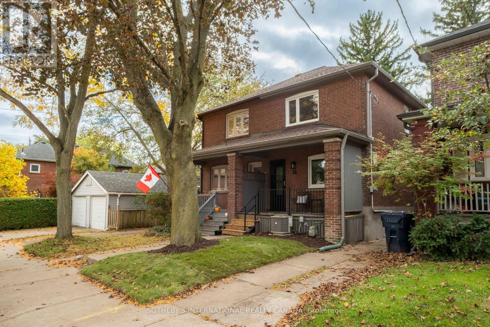 Photo of 18 THURSTON ROAD