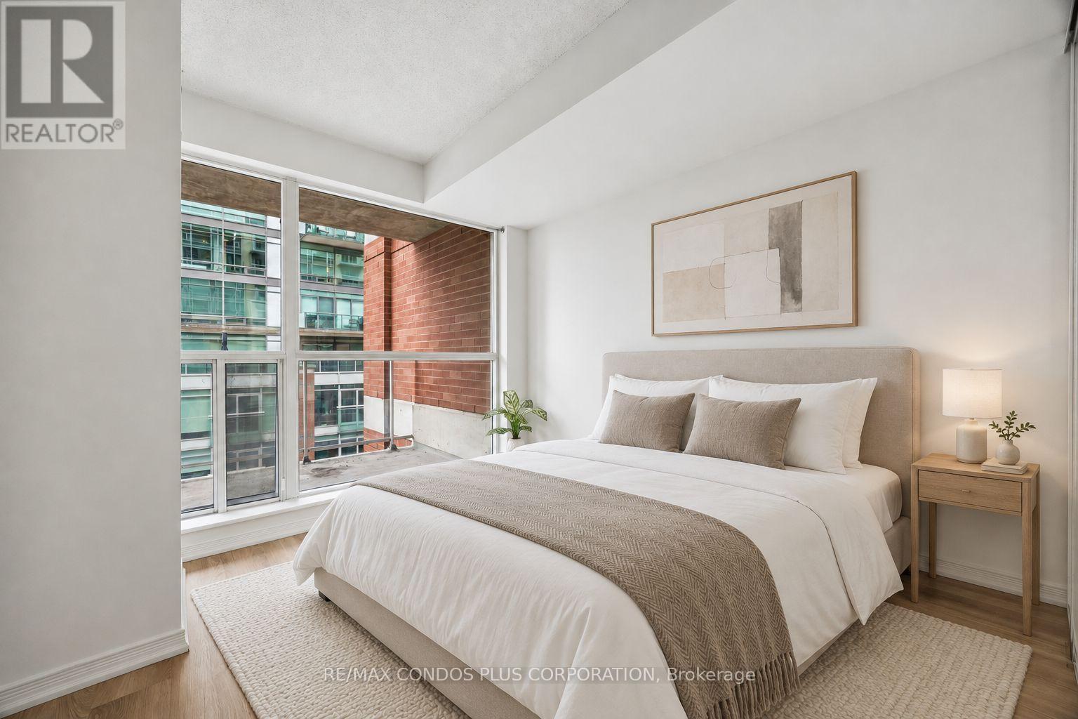 1010- 230 King Street East, Toronto, ON photo 10