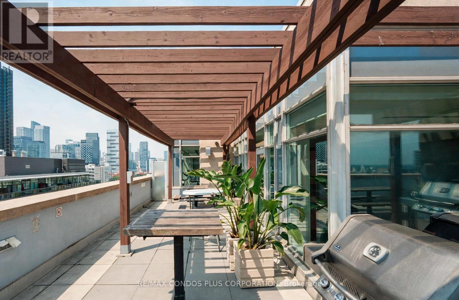 1010- 230 King Street East, Toronto, ON photo 28