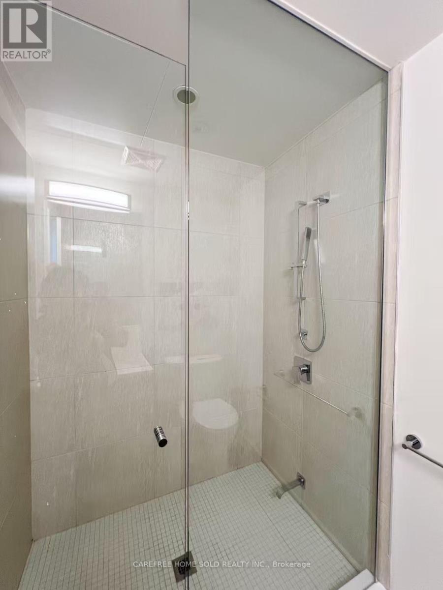 2910- 101 Charles Street East, Toronto, ON photo 13