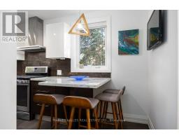 42 Raeburn Avenue, Toronto, ON M3H1G8 Photo 12