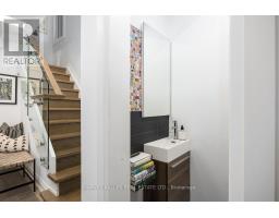 42 Raeburn Avenue, Toronto, ON M3H1G8 Photo 15