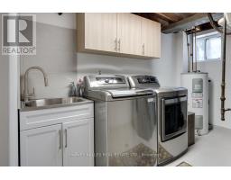 42 Raeburn Avenue, Toronto, ON M3H1G8 Photo 32