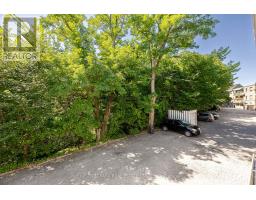 Main - 99 Chatsworth Drive, Toronto, ON M4R1R8 Photo 7