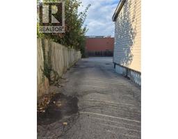 45 Ontario Street, Grimsby, ON L3M3H1 Photo 11
