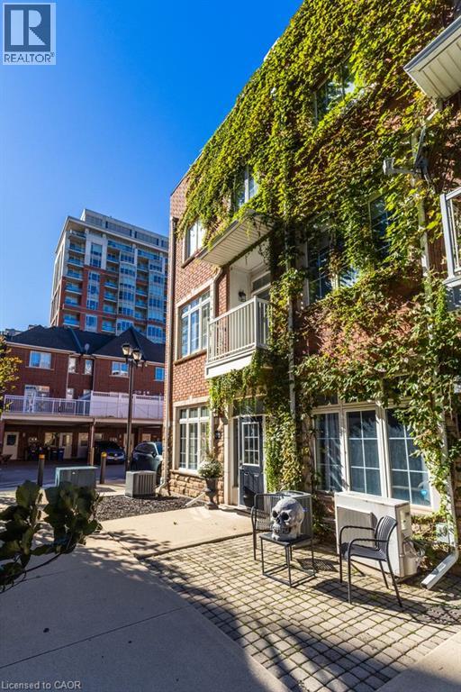 2090 BATES Common, Burlington