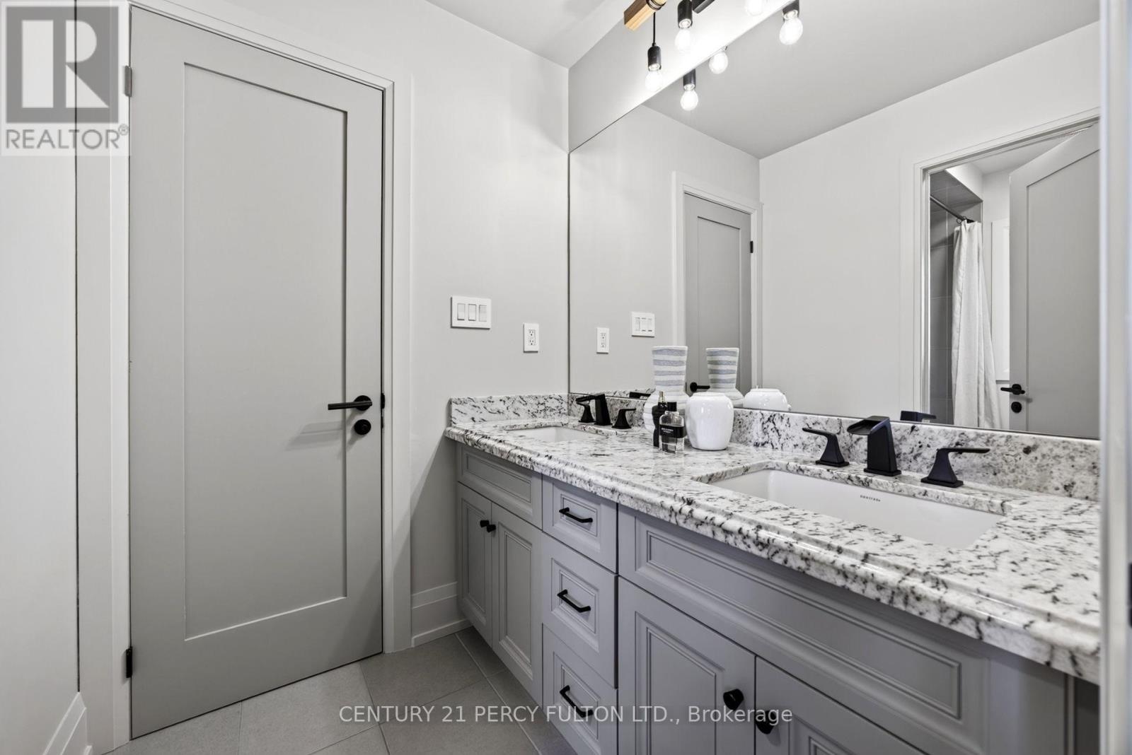 82 Bridlewood Boulevard, Whitby, ON photo 34