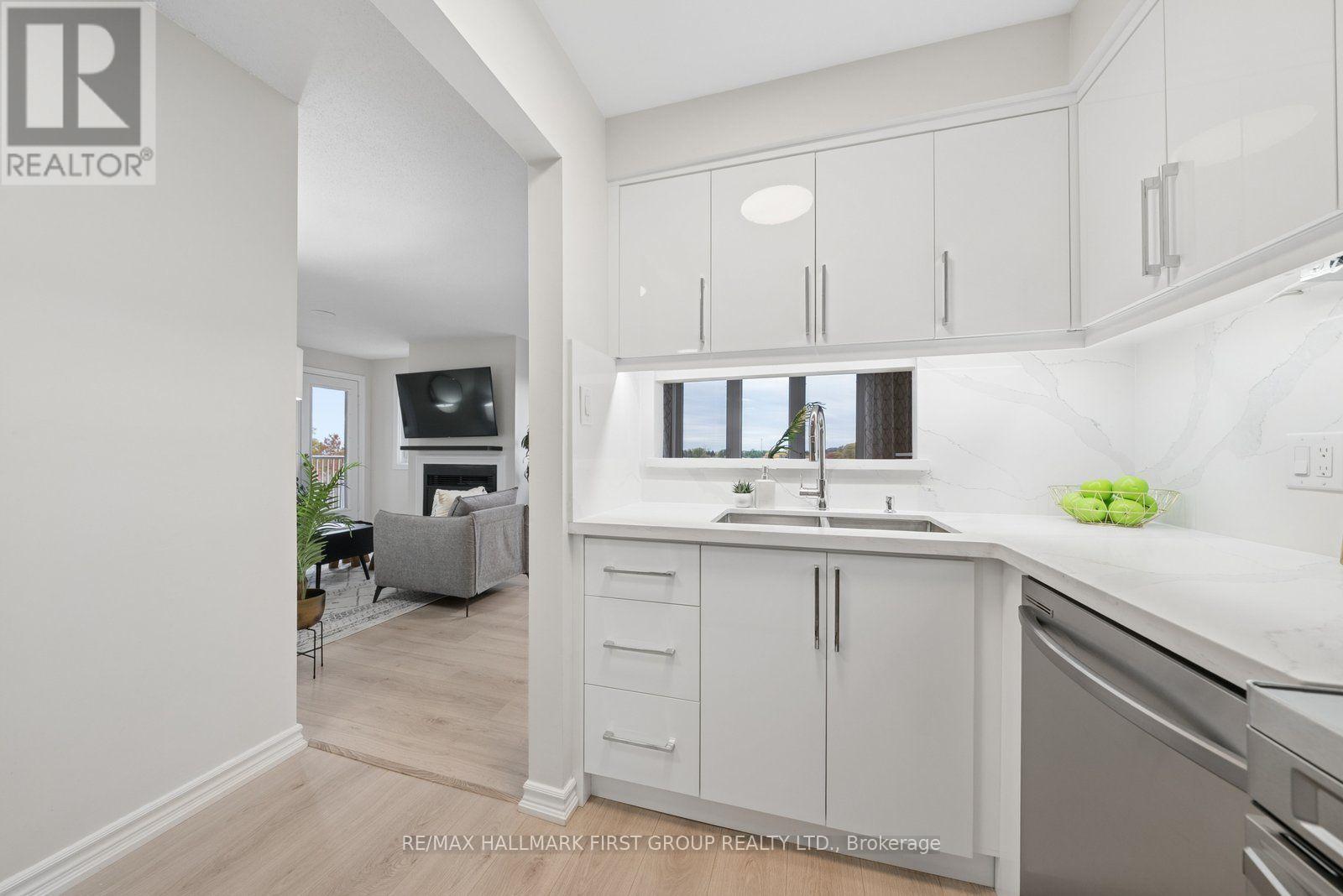 401- 191 Lake Driveway West, Ajax, ON photo 15
