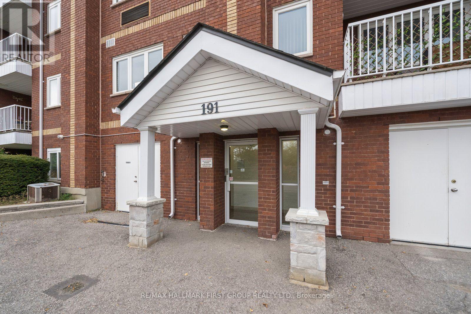 401- 191 Lake Driveway West, Ajax, ON photo 3