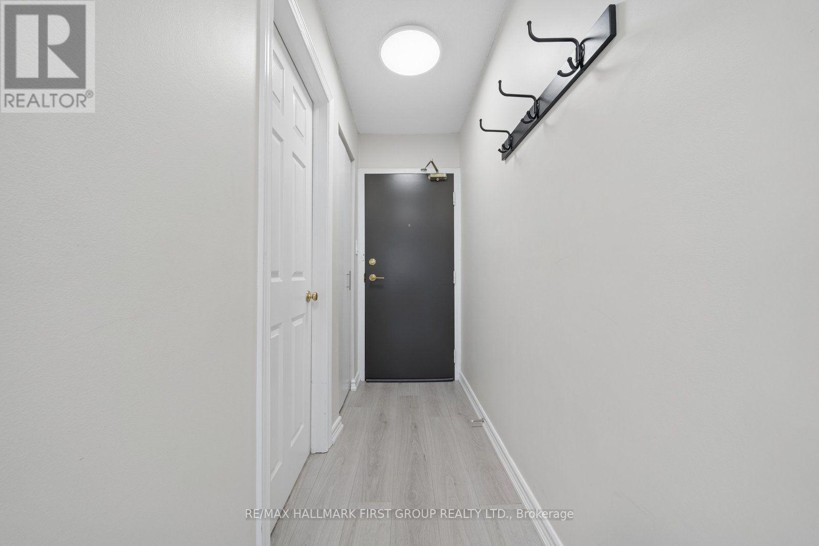 401- 191 Lake Driveway West, Ajax, ON photo 5
