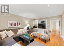 701 Cowan Circle, Pickering, ON L1W3K6 Photo 14