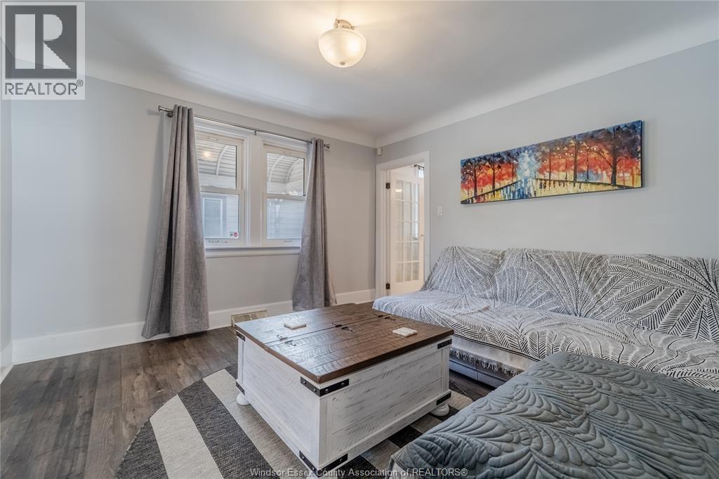 1601 South Cameron - 8