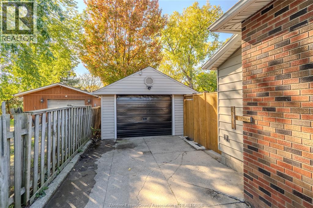 1601 South Cameron - 23