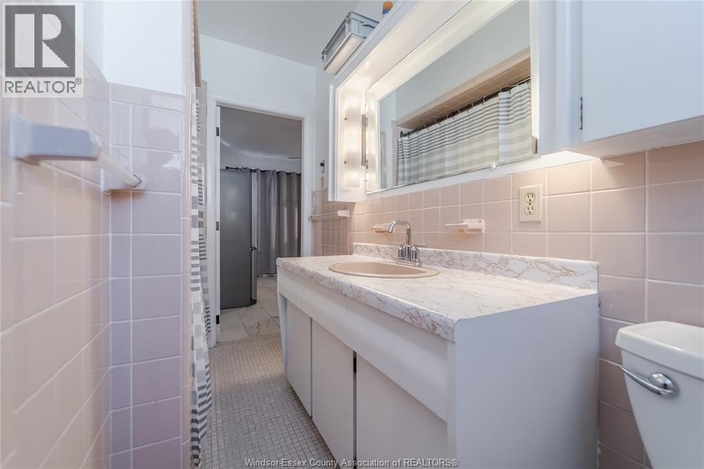 1601 South Cameron - 11