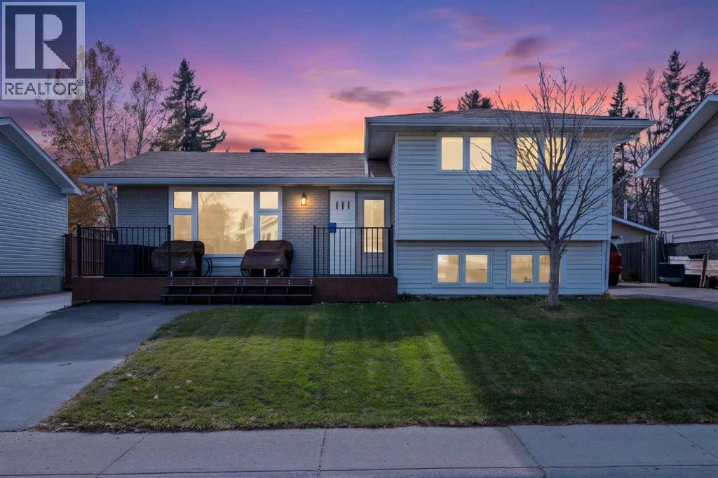 111 Lynnview Crescent SE, Calgary, Alberta, T2C1T8