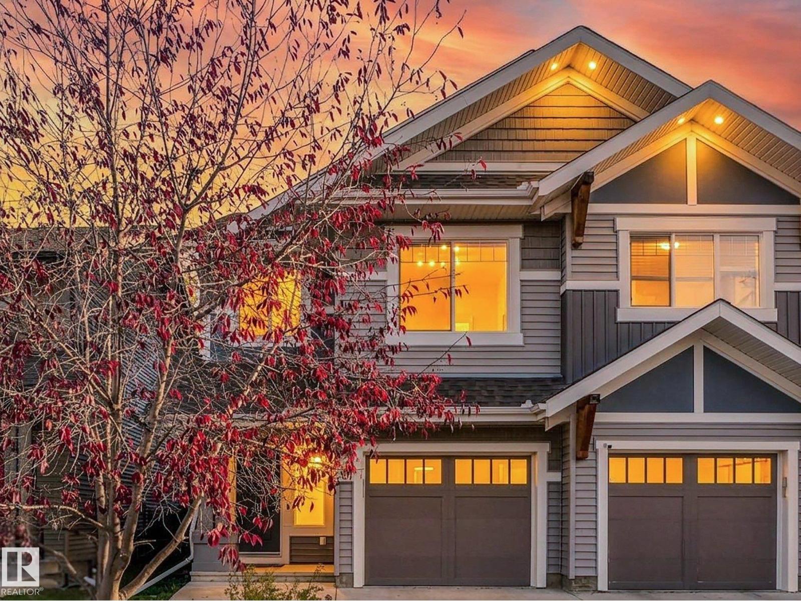 Photo of 1735 CHAPMAN WY SW, Edmonton