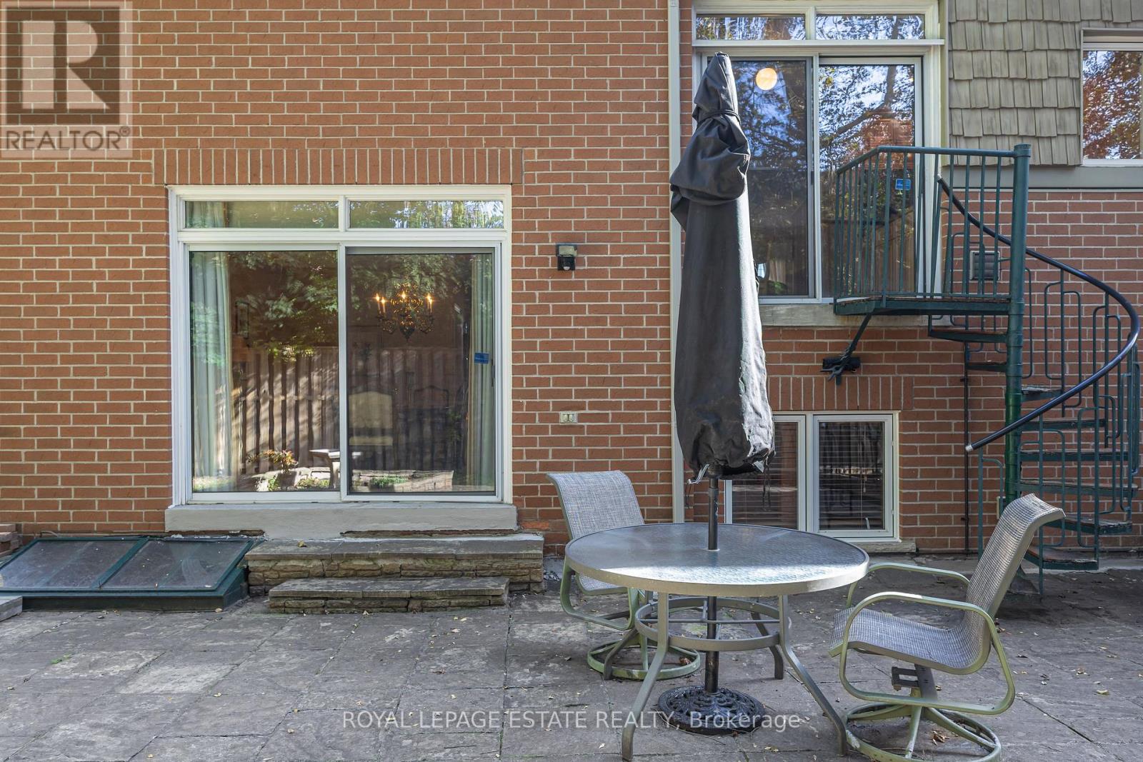 17- 8038 Yonge Street, Vaughan, ON photo 40
