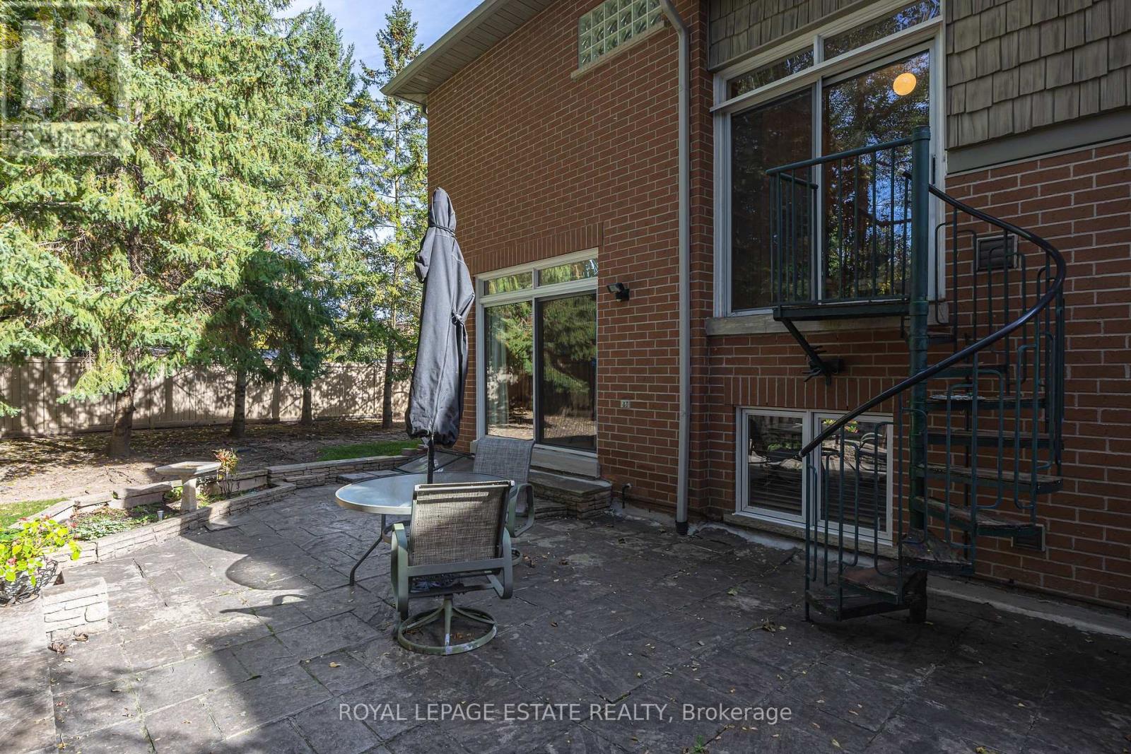 17- 8038 Yonge Street, Vaughan, ON photo 42