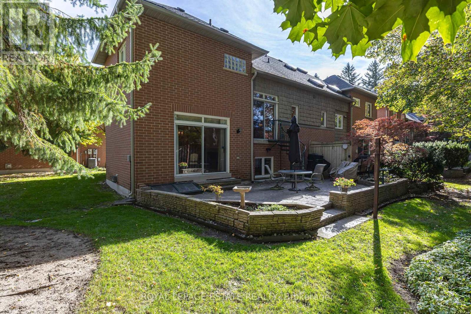 17- 8038 Yonge Street, Vaughan, ON photo 43