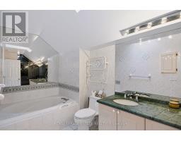 17 - 8038 Yonge Street, Vaughan, ON L4J1W3 Photo 21
