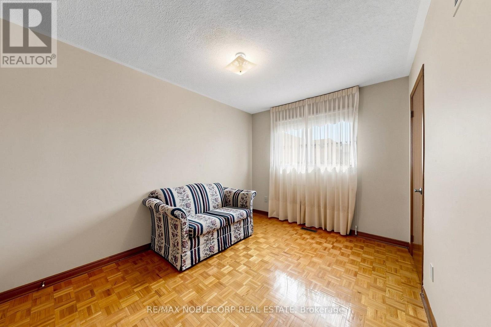 162 Venetian Crescent, Vaughan, ON photo 26