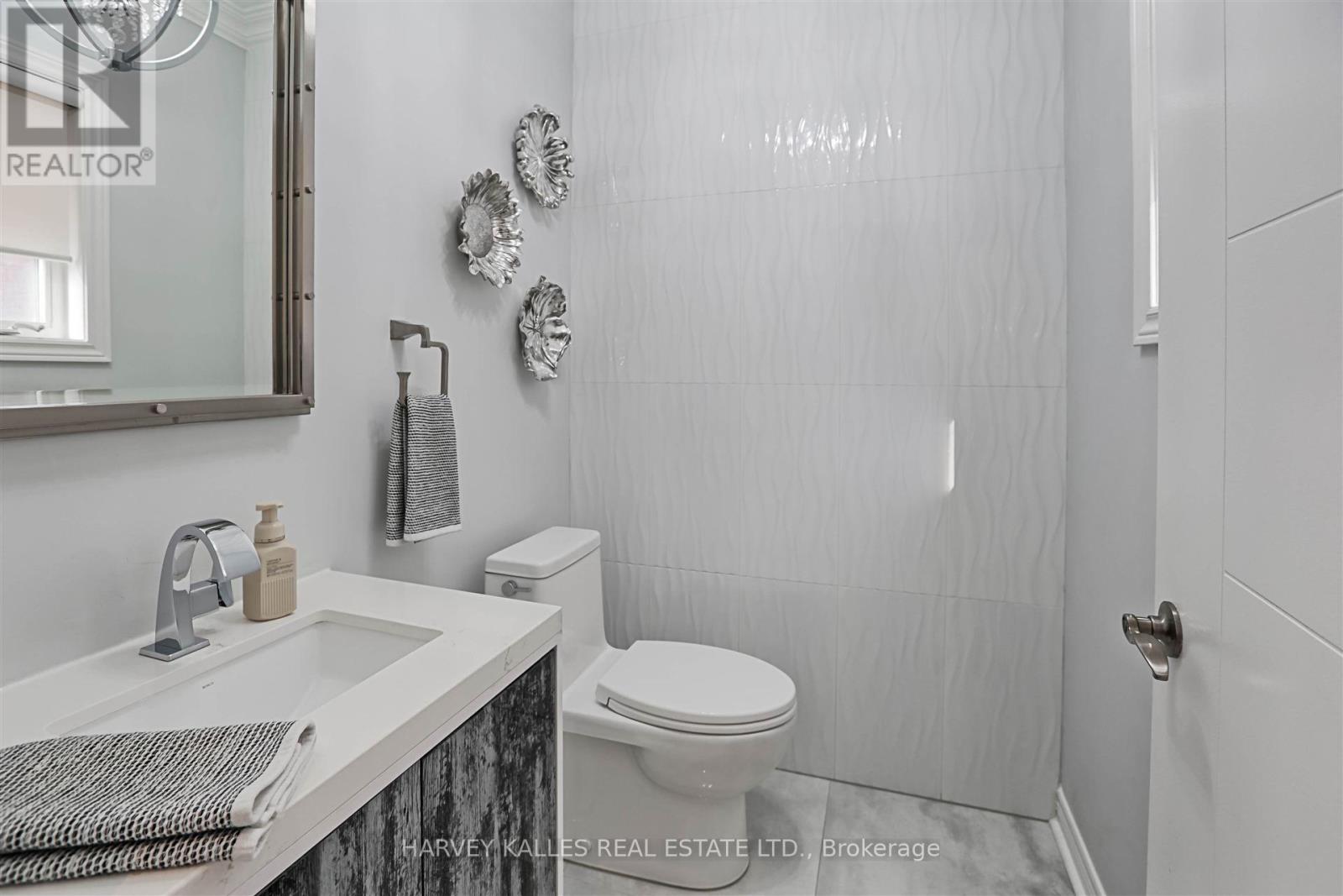 36 Canyon Gate Crescent, Vaughan, ON photo 16